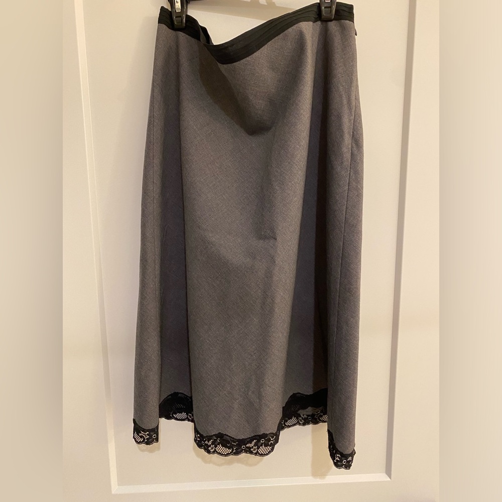 Gorgeous gray A-line skirt with lace trim.
